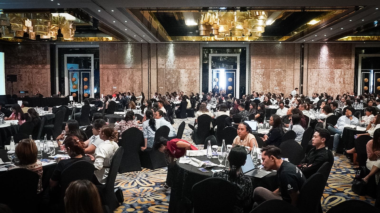 Market Update: Russia & Middle East